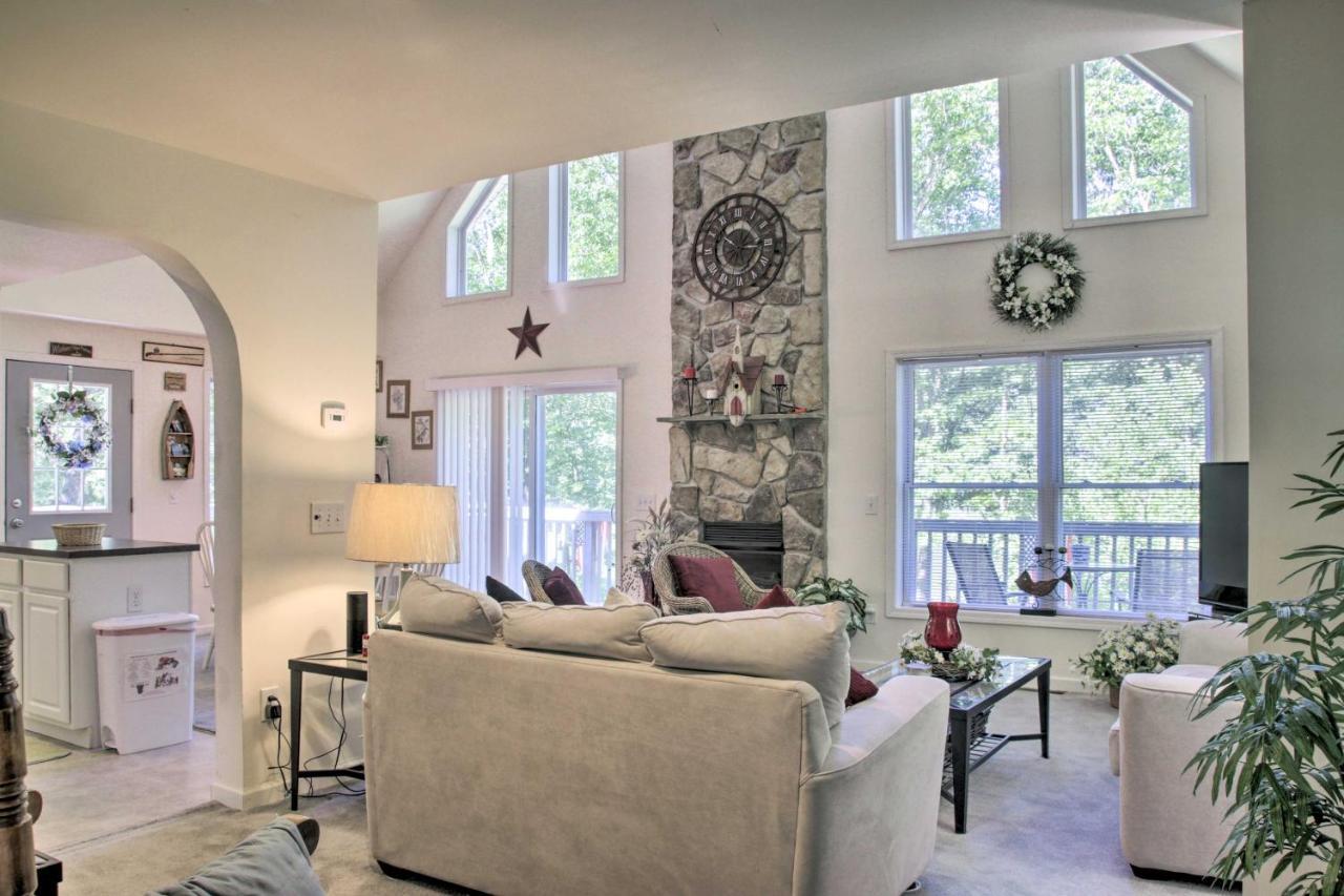 Spacious Home With Deck, Grill And Delaware River View Callicoon Exterior foto
